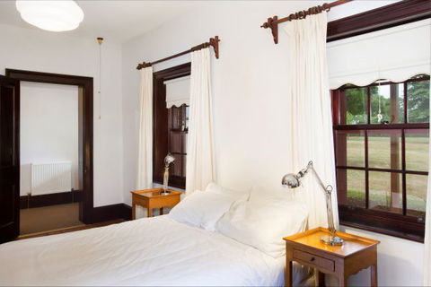 Vine Lodge Heritage Getaway - Hobart Tourism 4