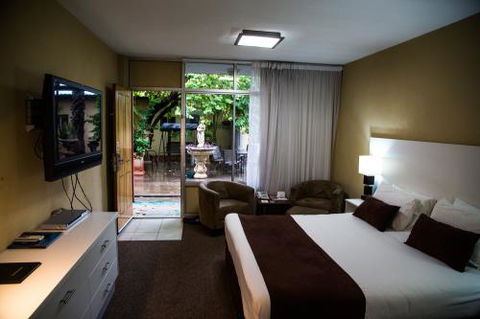 Elkira Motel - Hobart Tourism 4