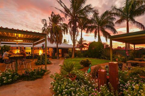 Devils Marbles Hotel–Wauchope - Tourism TAS 5