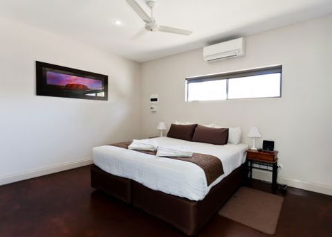 Alice On Todd–Tourist Apartments - Hobart Tourism 3