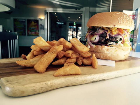 Premier Hotel - Tourism TAS 8