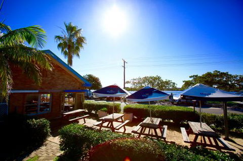 Tea Gardens Hotel–Motel - Tourism TAS 6