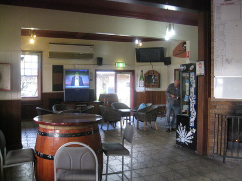 Erringhi Hotel - Tourism TAS 5