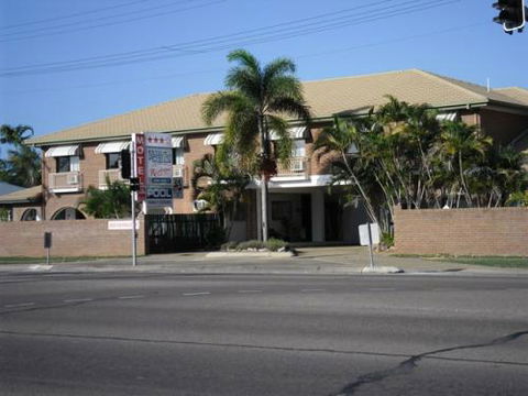 Banjo Paterson Motor Inn & Restaurant - Hobart Tourism 9