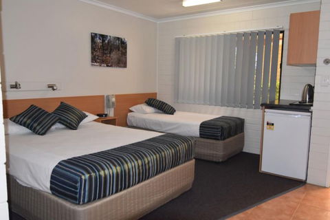 Billabong Motor Inn - Tourism TAS 0