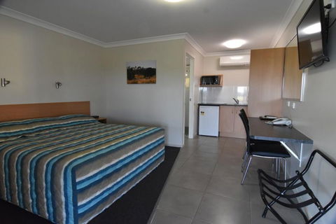 Billabong Motor Inn - Tourism TAS 13