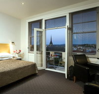Auldington Hotel