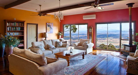 Avocado Sunset Bed & Breakfast - Hobart Tourism 5
