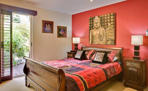 Avocado Sunset Bed & Breakfast - Hobart Tourism 6