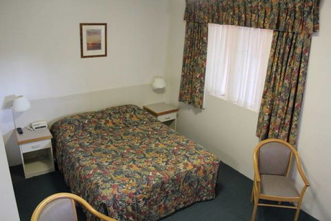 AZA Motel - Tourism TAS 1