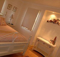 Wombat Lodge - Hobart Tourism