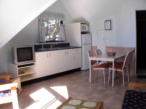 Beach Cabins Merimbula - Hobart Tourism 1