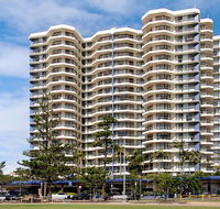 Beach House Seaside Resort - Hobart Tourism