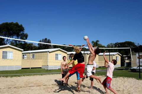 Beachfront Holiday Resort - Hobart Tourism 4
