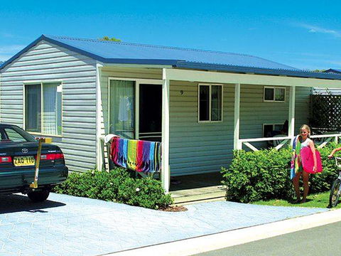 Beachfront Holiday Resort - Hobart Tourism 5