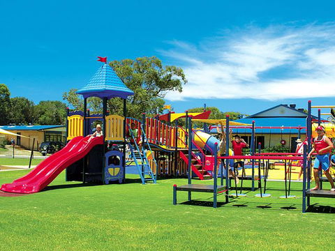 Beachfront Holiday Resort - Hobart Tourism 8