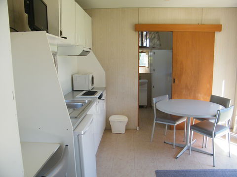 Bega Caravan Park - Hobart Tourism 5