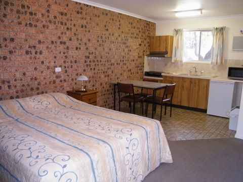 Bega Caravan Park - Hobart Tourism 6
