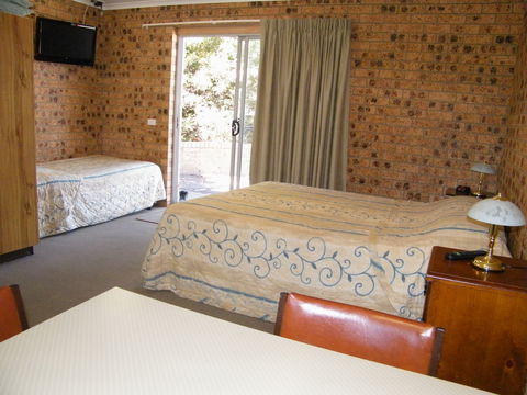 Bega Caravan Park - Hobart Tourism 7