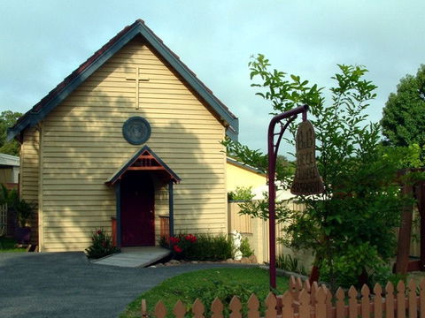 Bell Chapel B & B - Hobart Tourism 1