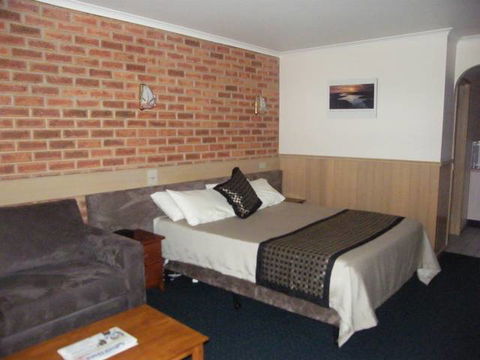 BEST WESTERN Colonial Motor Inn Bairnsdale - Hobart Tourism 0
