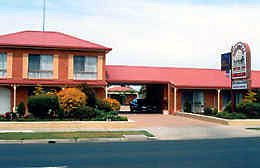 BEST WESTERN Colonial Motor Inn Bairnsdale - Hobart Tourism 4