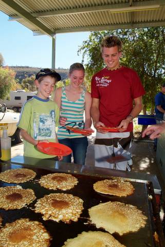 BIG4 MacDonnell Range Holiday Park - Hobart Tourism 2