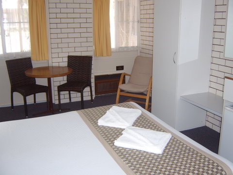 Binalong Motel - Tourism TAS 10