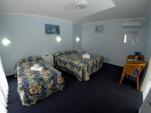 Blue & White Lodge - Tourism TAS 1