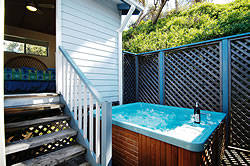 Blue Lagoon Beach Resort - Hobart Tourism 5