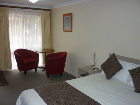 Bomaderry Motor Inn - Tourism TAS 1