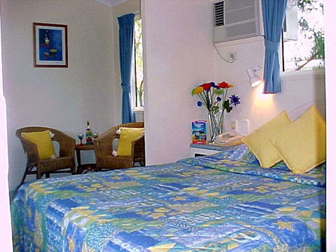 Bottle Tree Gardens Motel - Tourism TAS 0