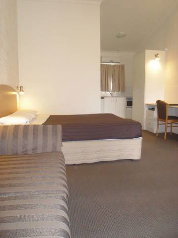 Boulevarde Motor Inn - Hobart Tourism 3