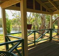 Bushy Lake Chalets