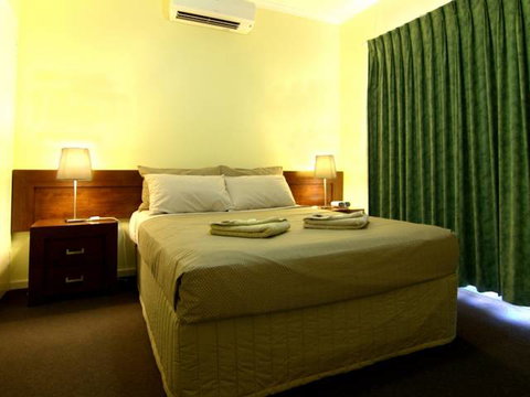 Cable Beachside Villas - Tourism TAS 3