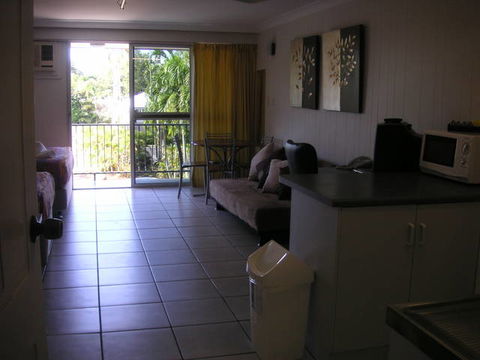 Cairns Holiday Lodge - Hobart Tourism 3