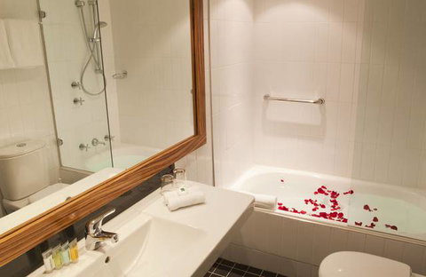 Cambridge Hotel Sydney - Tourism TAS 4