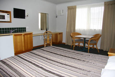 Cannon Park Motel - Hobart Tourism 6