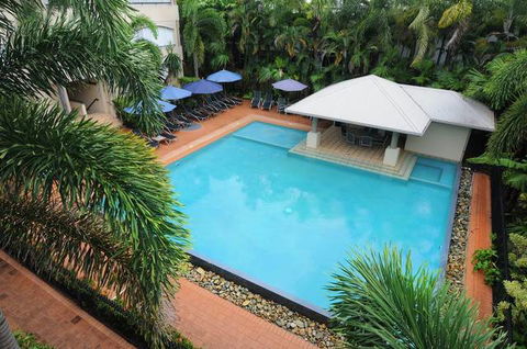 Cayman Villas Port Douglas - Hobart Tourism 5