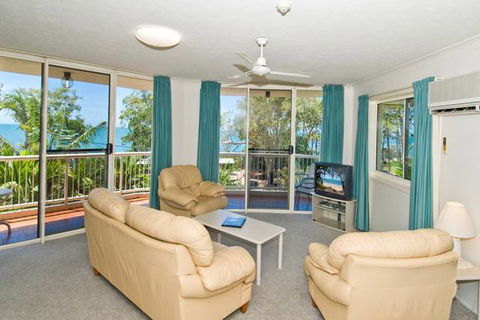 Charlton Apartments - Hobart Tourism 0