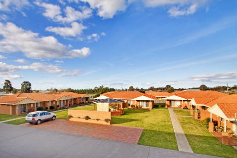 Comfort Inn & Suites King Avenue - Tourism TAS 1