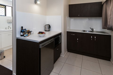Comfort Inn & Suites Robertson Gardens - Hobart Tourism 7