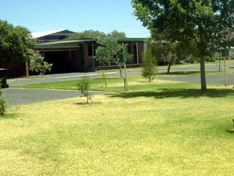 Country Club Caravan Park - Tourism TAS 3