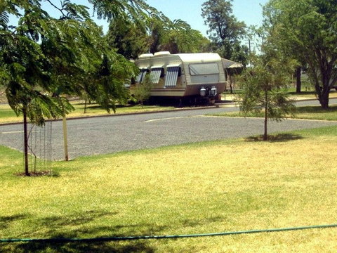 Country Club Caravan Park - Tourism TAS 4