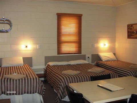 Countryman Motel - Hobart Tourism 3