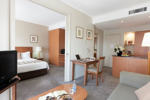 Crowne Plaza Newcastle - Tourism TAS 3