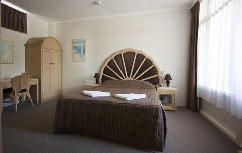 Dawson Motor Inn - Tourism TAS 0