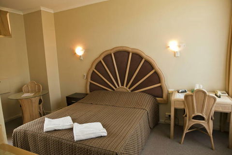 Dawson Motor Inn - Tourism TAS 1