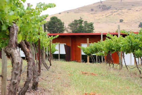 De Vine Escape - Hobart Tourism 2