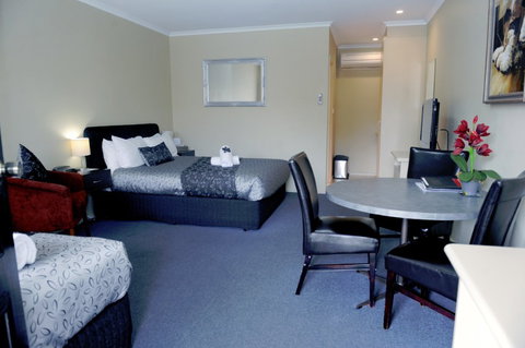 Comfort Inn May Park - Hobart Tourism 5